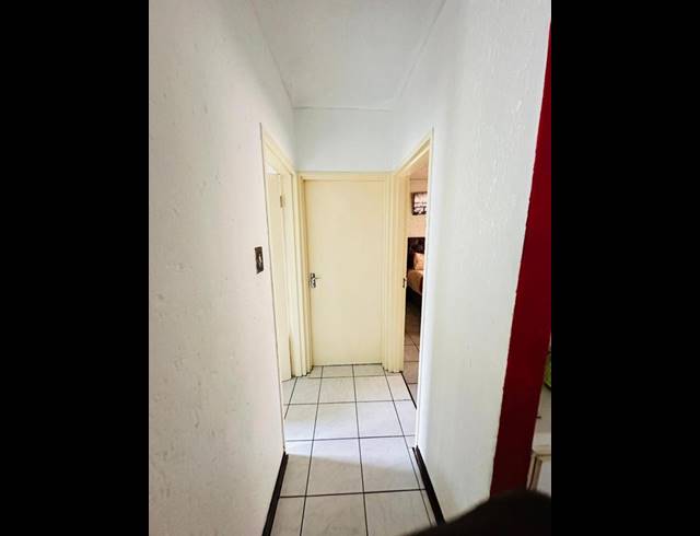 2 BEDROOM APARTMENT FOR SALE IN WYCHWOOD